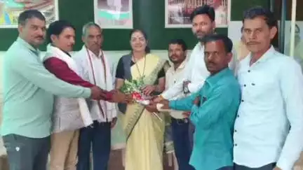 बरघाट: भाजपा कार्यकर्ताओं ने सांसद भारती पारधी से मिलकर क्षेत्र के मुद्दों पर की चर्चा
