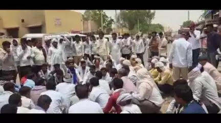 बज्जू: बज्जू के पूर्णवाला की रोही में करंट लगने से युवक की मौत का मामला, तीन मांगों की सहमति पर धरना हटाया, ₹25 लाख की सहमति