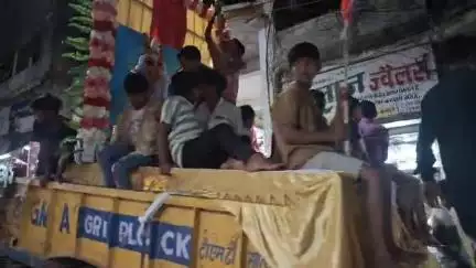 कन्नौज: कन्नौज शहर में गायत्री जयंती व गंगा दशहरा के अवसर पर तीन दिवसीय कार्यक्रम की शुरुआत, पहले दिन धूमधाम से निकली कलश यात्रा