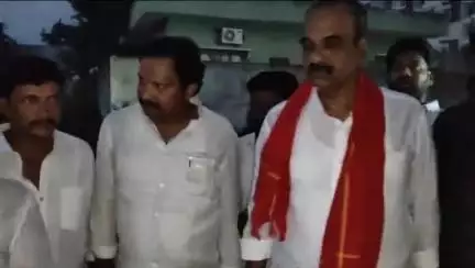 తాడేపల్లిగూడెం: ఎమ్మెల్యే బొలిశెట్టి నివాసం వద్ద “పీడా విరగడయింది” పేరిట జనసైనికులు ఘనంగా సంబరాలు