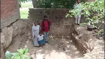 खलीलाबाद: हरिहरपुर में घर की इज्जत के लिए इज्जत घर शौचालय बनवा रहा हूं, विपक्षीगण दबंगई के बल पर नहीं बनने दे रहे