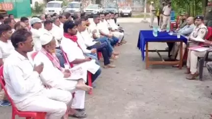 इमामगंज: इमामगंज एवं कोठी थाना परिसर में बकरीद पर्व को लेकर शांति समिति की बैठक हुई