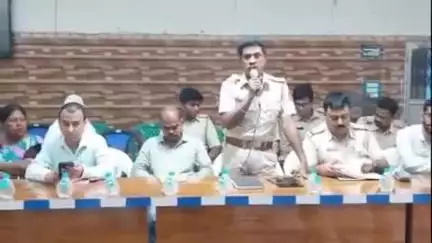 হাড়োয়া: ব্লক প্রশাসনের উদ্যোগে আসন্ন ঈদ উল আযহা উপলক্ষে হাড়োয়া'য় প্রশাসনিক সভার আয়োজন