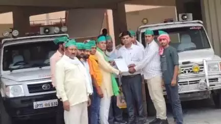 ताखा: उपजिलाधिकारी ताखा श्वेता मिश्रा ने मुख्यमंत्री उत्तर प्रदेश सरकार के नाम सौंपा ज्ञापन