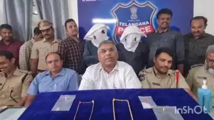 ఖైరతాబాద్: చోరీలకు పాల్పడుతున్న ఇద్దరు నిందితులను అరెస్ట్ చేసిన సికింద్రాబాద్ రైల్వే పోలీసులు