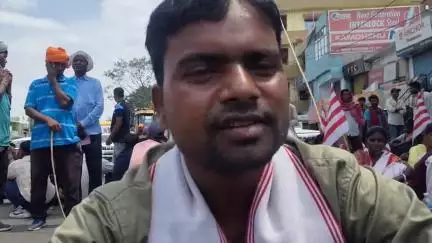 बालूमाथ प्रखंड में सम्पूर्ण झारखण्ड बंदी का दिखा असर सरना समिती प्रखंड सचिव सह आजसू प्रखण्ड अध्यक्ष बालूमाथ शंकर उरांव