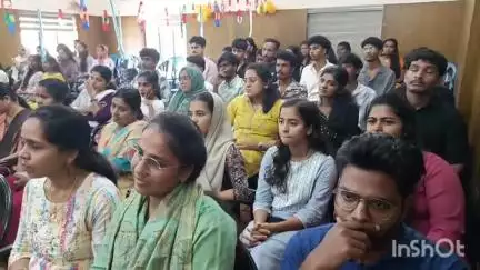 പട്ടാമ്പി: പട്ടാമ്പി ആർ.എ.ആർ.എസ് വിദ്യാർത്ഥി യൂണിയൻ മുഹമ്മദ് മുഹ്സിൻ എം.എൽ.എ ഉദ്ഘാടനം ചെയ്തു