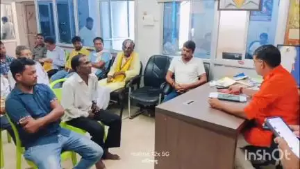 पालोजोरी: सारठ विधानसभा क्षेत्र के सहरजोरी में पूर्व विधायक ने जनता दरबार लगाकर सुनी लोगों की समस्याएं