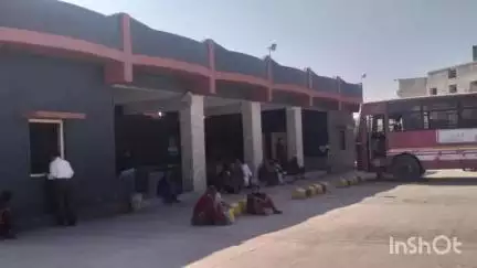 જાફરાબાદ: એસટી તંત્રની ઘોર બેદરકારી 43 ગામમાંથી 10 ગામો એસટી ની સુવિધા વિહોણા#jansmsmsyaa: