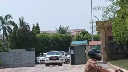 कोल: अलीगढ़ में ऐलाना मीट फैक्ट्री पर बड़ा एक्शन, डीएम और एसएसपी ने किया औचक निरीक्षण