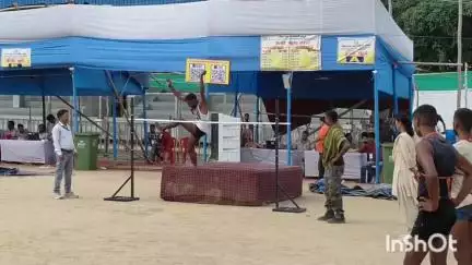 जमुई: श्रीकृष्ण सिंह स्टेडियम में होमगार्ड भर्ती के लिए शारीरिक दक्षता जांच परीक्षा में 962 में से 231 अभ्यार्थी हुए शामिल