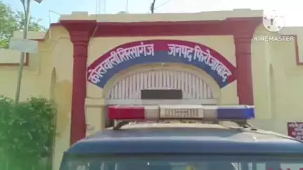सिरसागंज: गांव बल्देव नगर में किसान के खेत में रखे 350 करब के बोझ में आग लगा दी गई, पीड़ित ने थाने में दी तहरीर