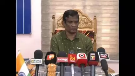 କୋରାପୁଟ ସହର: ଭୁଲ ଇଞ୍ଜେକ୍ସନ ଯୋଗୁଁ କୋରାପୁଟ ଏସ‌ଏଲ‌ଏନ ମେଡିକାଲରେ ୬ ମୃତ୍ୟୁ ହୋଇଥିବା ଘଟଣାକୁ କାର୍ଯ୍ୟାଳୟରେ ଖଣ୍ଡନ କଲେ ମେଡିକାଲ ସୁପରିଟେଣ୍ଡ
