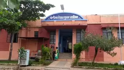 पुसद: धनसळ येथे अज्ञात चोरट्याने अंगणवाडीत लावलेली टीव्ही केली लंपास