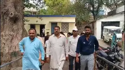 नागौद: उंचेहरा अस्पताल में व्याप्त अव्यवस्थाओं का भाजपा कार्यकर्ताओं ने लिया जायजा