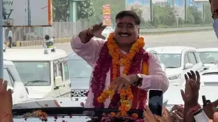 कोल: सांसद सतीश गौतम बने एफसीआई के अध्यक्ष, नई जिम्मेदारी के साथ अलीगढ़ आगमन पर हुआ भव्य स्वागत