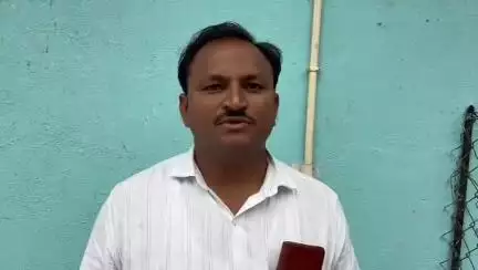 कारंजा: धामणी या गाव शिवारात लघु पाठबंधारे विभागा अंतर्गत सत्तरसावंगा बॅरेजचे काम थांबवा मनसेचे नरेंद्र भोयर जिल्हाधिकारी निवेदन