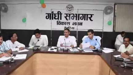 रुद्रपुर: देवरिया में योजनाओं की समीक्षा, पर्वों पर सतर्कता और योग सप्ताह की तैयारी की गई