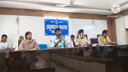 बगहा: बगहा में एसडीएम के नेतृत्व में शांति समिति की बैठक संपन्न हुई