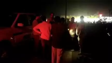 जबलपुर: जबलपुर-नागपुर नेशनल हाईवे पर सड़क हादसा, अज्ञात वाहन ने युवक को टक्कर मारी