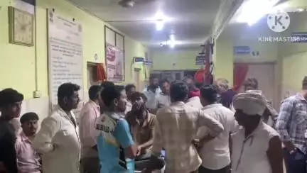 ગઢડા: ગઢડામાં અડતાળા રોડપર ફોરવ્હીલર કાર પલ્ટી ખાઈ જતાં સર્જાયો અકસ્માત.