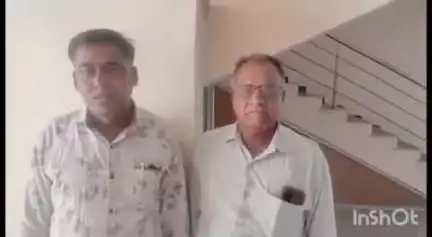 મોડાસા: મોટી બેબાર ગામે બનાવેલ બિન અધિકૃત હોલનુ
દબાણ દુર કરવા બાબતે ગ્રામજનોની DDO ને રજુઆત કરી.