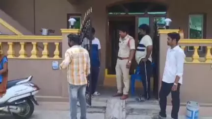 కాకినాడలో మృతి చెందిన రమ్య దీప్తి బాత్రూం లో కూడా సీసీ కెమెరాలు  పోలీసుల విచారణలో విస్టుపోయే నిజాలు