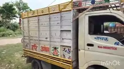 मढ़ौरा: सहवाजपुर: पशु तस्करी मामले में पुलिस ने पिकअप मालिक व चालक पर प्राथमिकी दर्ज की