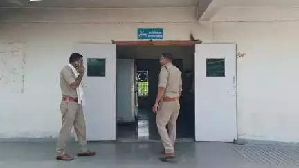 बुरहानपुर नगर: बुरहानपुर: ज़मीन विवाद में चचेरे भाई ने भाई को चाकू मारकर की हत्या, ज़िला अस्पताल में पोस्टमार्टम