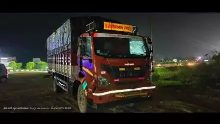कवठे महांकाळ: नरसिंहगावजवळ ट्रकची मोटारीस धडक; सात जखमी