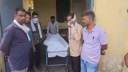 लाडपुरा: कुन्हाड़ी इलाके में थर्मल के निकट अज्ञात वाहन की टक्कर से घायल बाइक सवार की हुई मौत, पुलिस ने करवाया पोस्टमार्टम