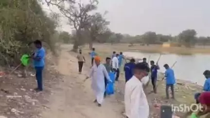 जैसलमेर: गंगा दशहरा एवं पर्यावरण दिवस के पावन अवसर पर गड़ीसर सर्वर से श्रमदान के साथ वंदे गंगा जल संरक्षण अभियान का आगाज हुआ