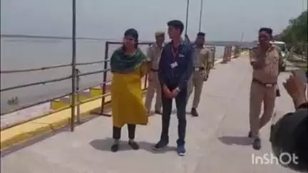 अनूपशहर: अनूपशहर छोटी काशी में ज्येष्ठ मास के दशहरा पूर्व श्रद्धालुओं ने गंगा मैया में लगाई आस्था की डुबकी