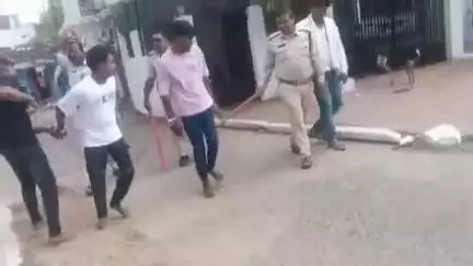 पनागर: ऑटो चालक पर जानलेवा हमला करने वाले 3 बदमाशों का रांझी पुलिस ने निकाला जुलूस