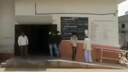 रावेर: धुरखेडा गावाजवळील तापी नदी पात्रात पाण्यात बुडून ५४ वर्षीय इसमाचा मृत्यू, रावेर पोलीस ठाण्यात अकस्मात मृत्यूची नोंद.