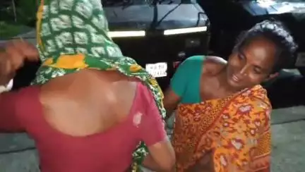 ক্যানিং ১: ক্যানিং এর পরানিখেকো গ্রামে বৃদ্ধ বাবা মাকে মারধরের অভিযোগ ছেলে বৌমার বিরুদ্ধে, থানায় অভিযোগ দায়ের