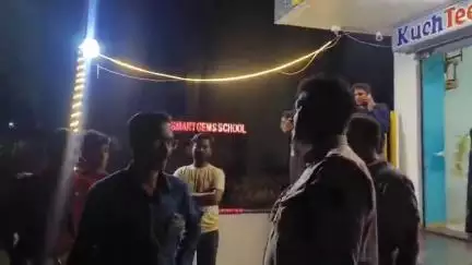 खंडवा नगर: नवचंडी मंदिर के पास दुकान संचालक ने डिलीवरी बॉय के साथ की मारपीट, मारा चाकू