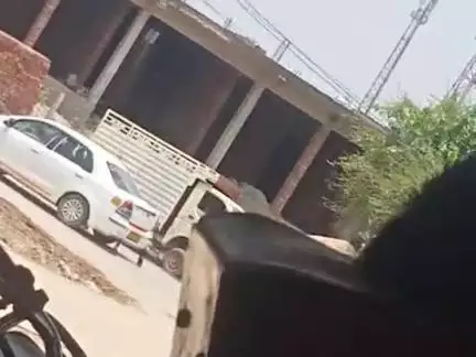 logo lga barish hone wali hai dukane ki band#gramin