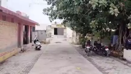 बुलंदशहर: तहसील के निकट काशीराम आवासीय कॉलोनी में छत से गिरा युवक, मौत के बाद पोस्टमार्टम के लिए भेजा गया