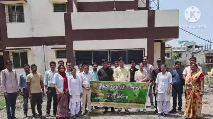 शाढ़ौरा: विश्व पर्यावरण दिवस पर सामुदायिक स्वास्थ्य केंद्र में वृक्षारोपण, संरक्षण का लिया संकल्प