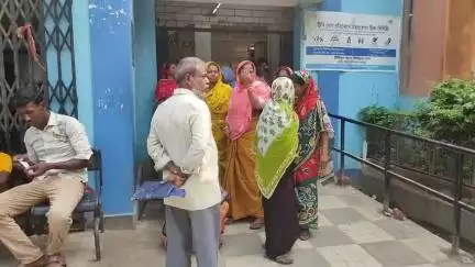 নাকাশিপাড়া: সিমেন্টের গাড়িতে বিদ্যুতের সংযোগ আর তাতেই প্রাণ হারালেন এক দিনমজুর নাকাশীপাড়ার বাগুন্ডাতে