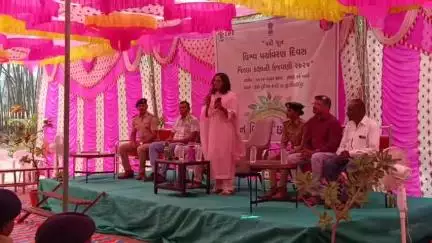 છોટાઉદેપુર: કેવડી ખાતે જિલ્લા કક્ષાના વિશ્વ પર્યાવરણ દિવસની ઉજવણી કલેકટર ગાર્ગી જૈનના અધ્યક્ષતામાં કરાઈ.