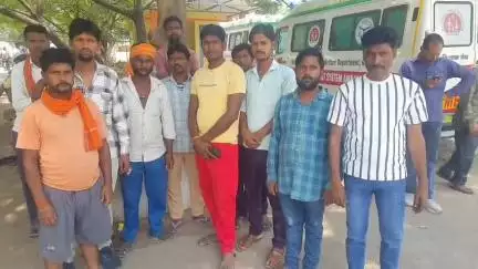 रामपुर: ग्राम सिहारी के निकट मोटरसाइकिल को अज्ञात फोरवीलर ने मारी टक्कर, हादसे में किसान की हुई मौत