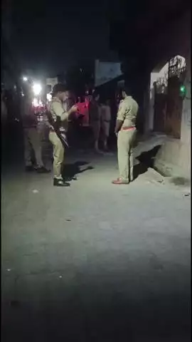 अलीगंज स्थित त्रिवेणी नगर में एक व्यक्ति की हत्या, मौके पर पहुंची पुलिस