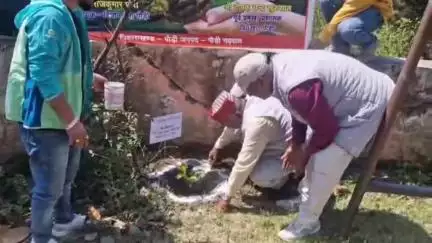 पौड़ी: विश्व पर्यावरण दिवस पर ओणी असनोली में विधायक राजकुमार पोरी ने किया वृक्षारोपण, पर्यावरण संरक्षण का दिया संदेश