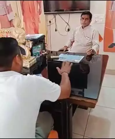 बुलंदशहर: गंगानगर स्थित आवास पर सदर विधायक ने की जनसुनवाई, अधिकारियों को समस्याओं के निस्तारण के लिए किया निर्देशित