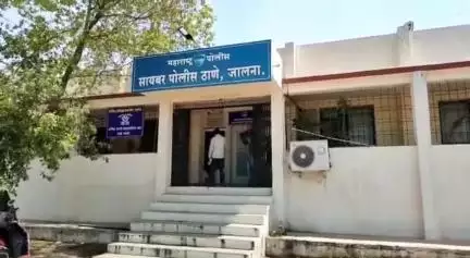 जालना: जालन्यात एकाची 73 हजार रुपयांची फसवणूक गोद्री ग्रामपंचायतची घटना.
जालन्याच्या सायबर पोलीस ठाण्यात तक्रार दाखल...