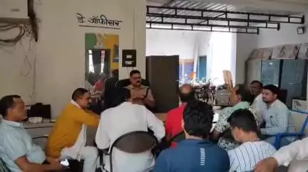 शिवपुरी नगर: ईद के मौके पर शहर में शांति व्यवस्था बनाए रखने के लिए कोतवाली थाने में शांति समिति की बैठक आयोजित की गई
