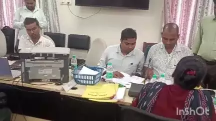 लखीसराय: जिला मुख्यालय मंत्रणा कक्ष के सभागार में ग्राम कचहरी न्याय मित्र नियोजन पत्र वितरण कार्यक्रम आयोजित