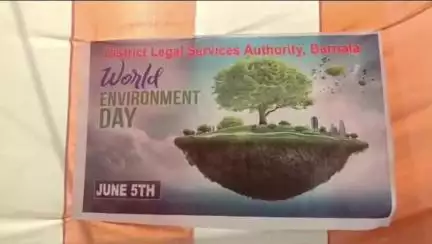 ਬਰਨਾਲਾ: ਵਾਤਾਵਰਨ ਦਿਵਸ ਮੌਕੇ ਅੱਜ ਜ਼ਿਲ੍ਾ ਕਾਨੂੰਨੀ ਸੇਵਾਵਾਂ ਅਥੋਰਟੀ ਬਰਨਾਲਾ ਵੱਲੋਂ ਲਗਾਇਆ ਗਿਆ ਮੁਫਤ ਬੂਟੇ ਵੰਡ ਕੈਂਪ